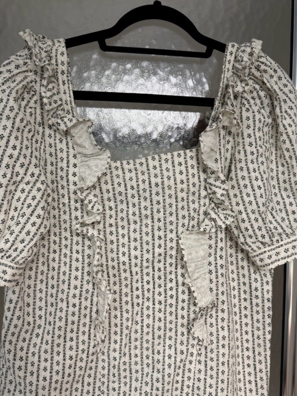 Sézane Ruffle Square-Neck Top - Picture 2 of 5